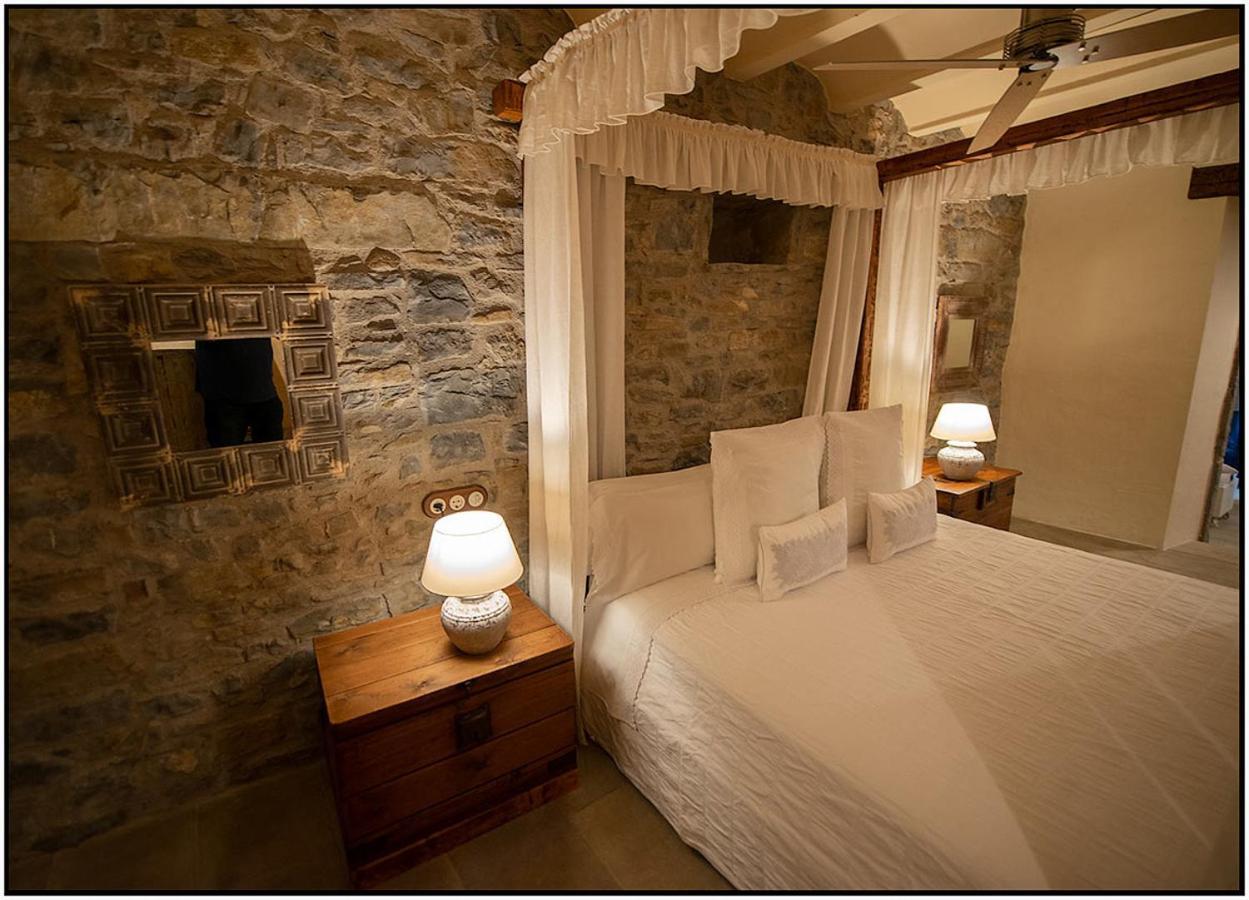 Hotel Posada Al Vent - Adults Only Coscojuela de Sobrarbe Buitenkant foto