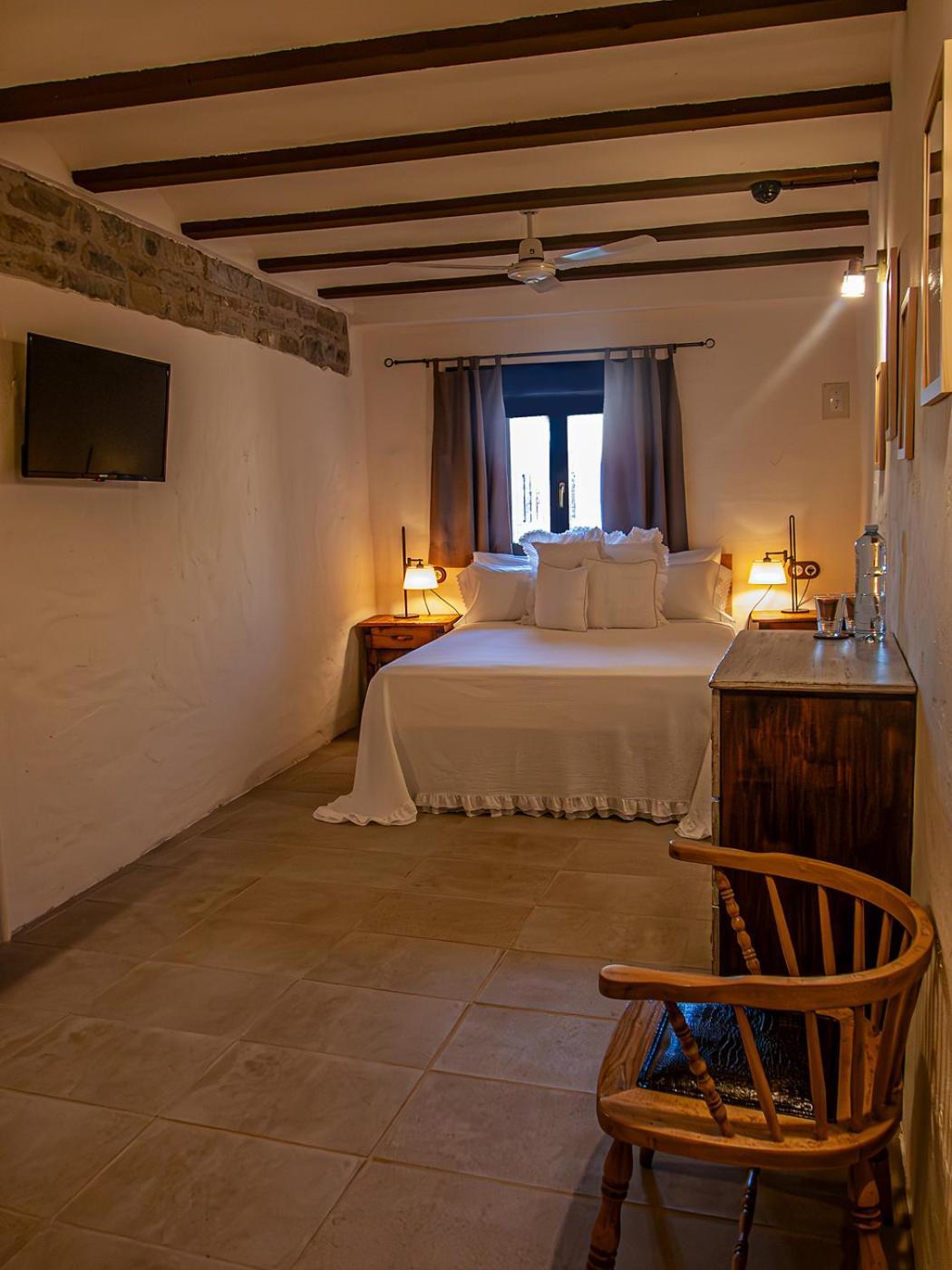 Hotel Posada Al Vent - Adults Only Coscojuela de Sobrarbe Buitenkant foto